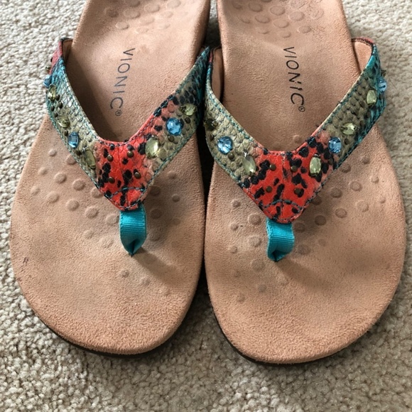 Vionic Lucia Snake Print Flip Flops Size 9 - Picture 5 of 8